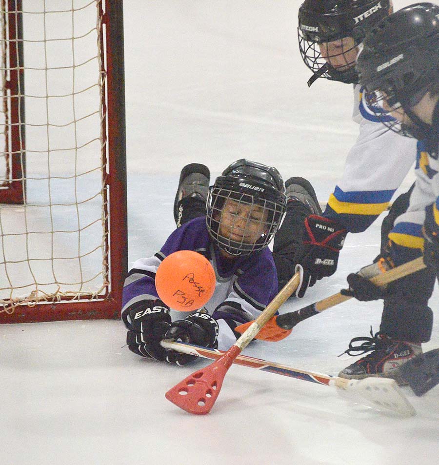 Minto to host co-ed broomball tournament