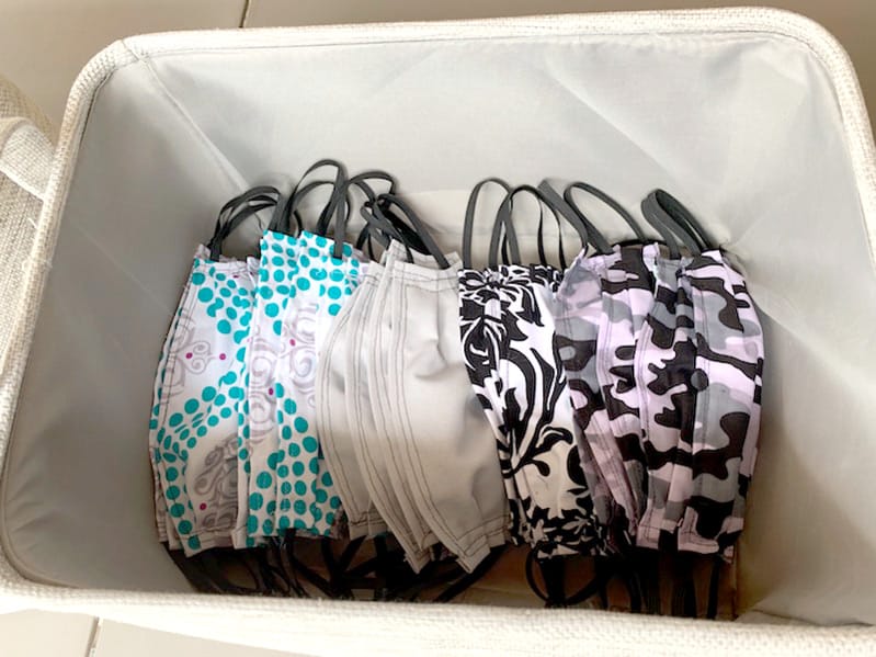 Free face masks offered