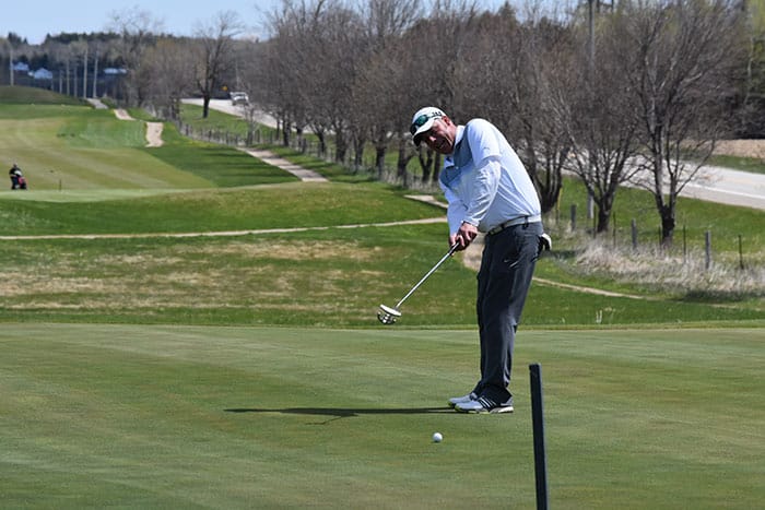 Golfers, horse owners among first to benefit from reopening