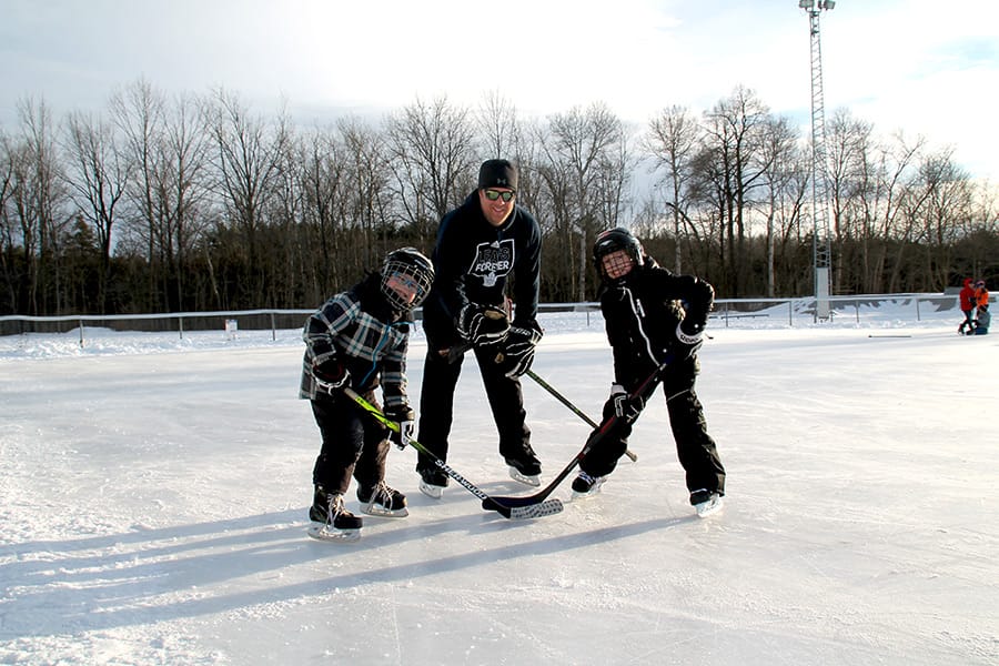 Outdoor rinks provide family fun and chance to sharpen hockey skills