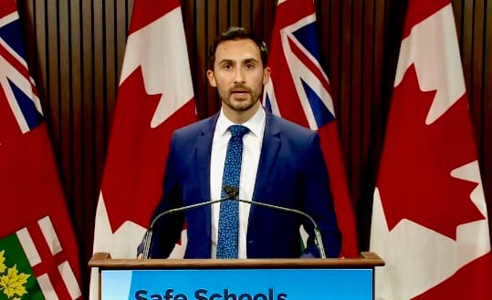 Province 'cracking down' on phone use, vaping at school: Lecce