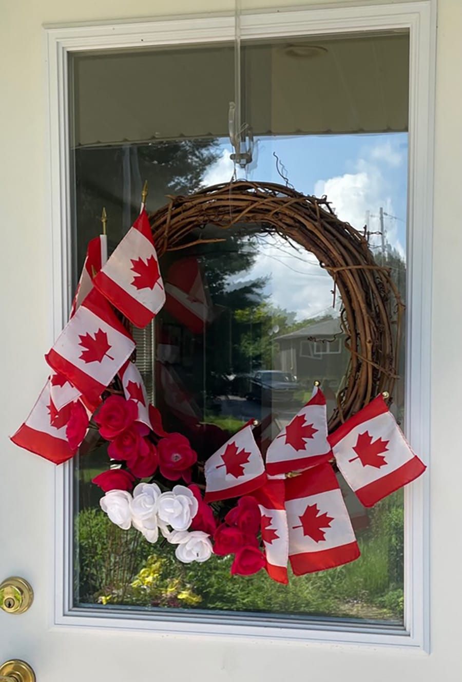 Cash prizes to be won in Canda Day house and garden decorating contest
