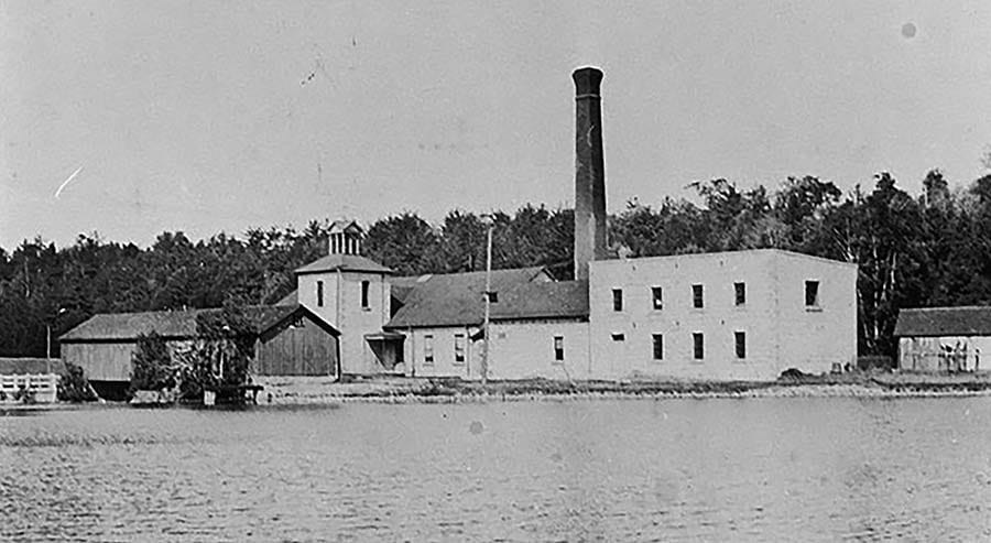 Harris Woolens was major Rockwood industry