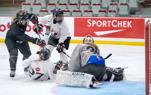 Local hockey star participates in U18 Team Canada camp