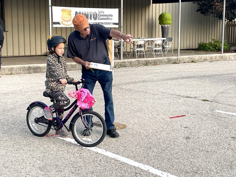 Minto Safe Community Committee bicycle rodeo teaches safety