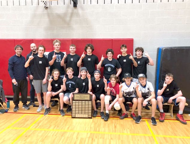 Wellington Heights junior boys volleyball win gold in District 4 championship