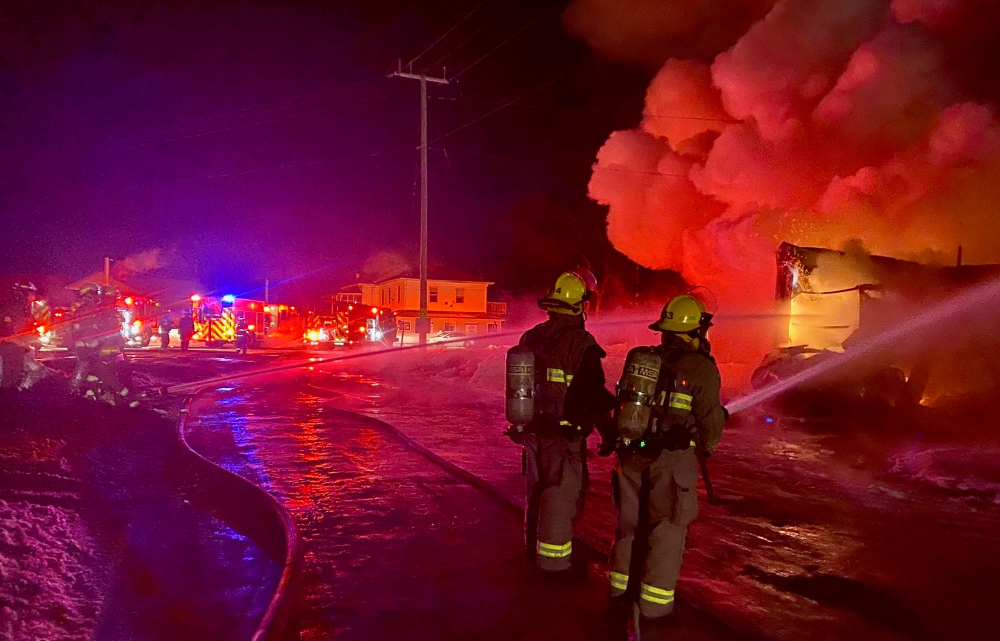Early morning fire destroys shop near Puslinch Lake