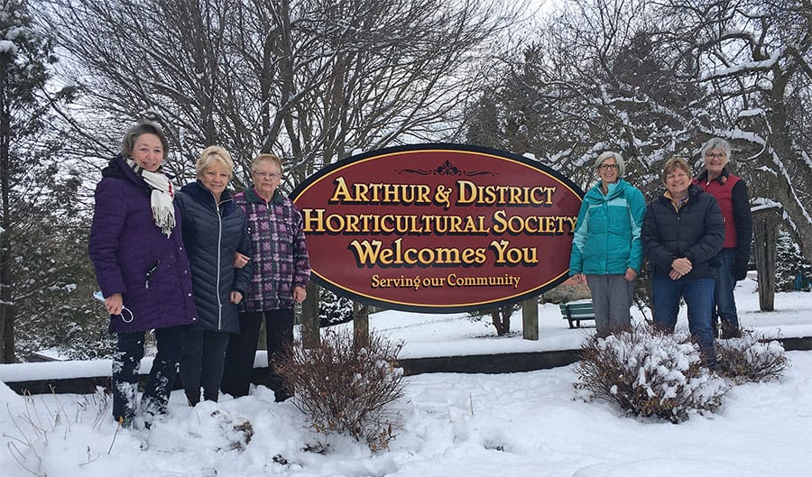 Arthur 2nd Look volunteers donate new signage at MacPherson Park