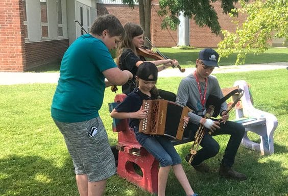 Quilley family hosting benefit concert for Ukraine