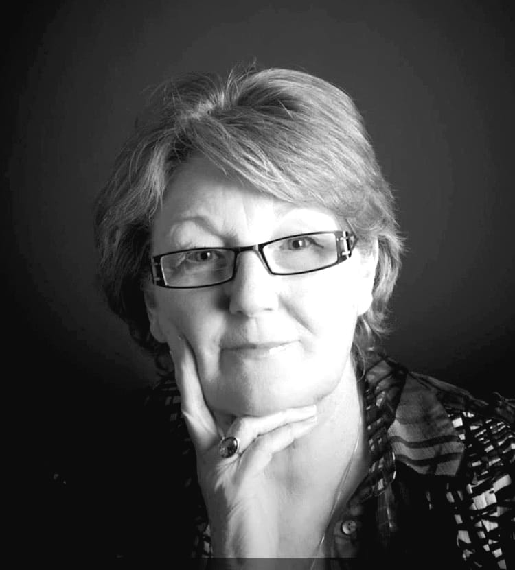 LONCKE, Julia (nee Birbeck)