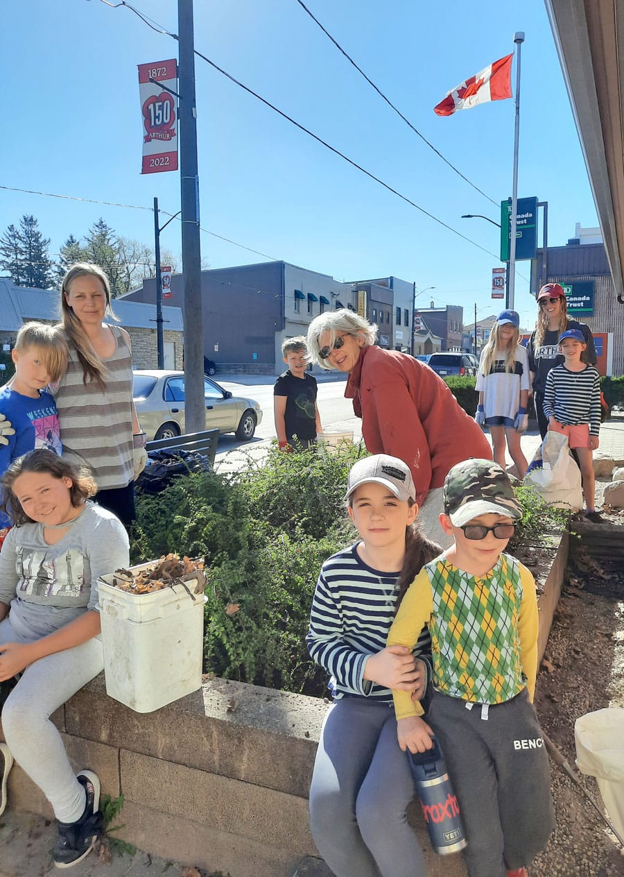 Arthur Youth Horticultural Society prepare flowerbeds