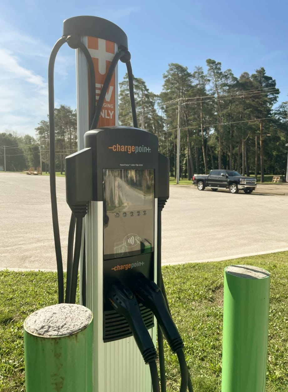 Council ponders proposal for electric vehicle charging station in Mapleton