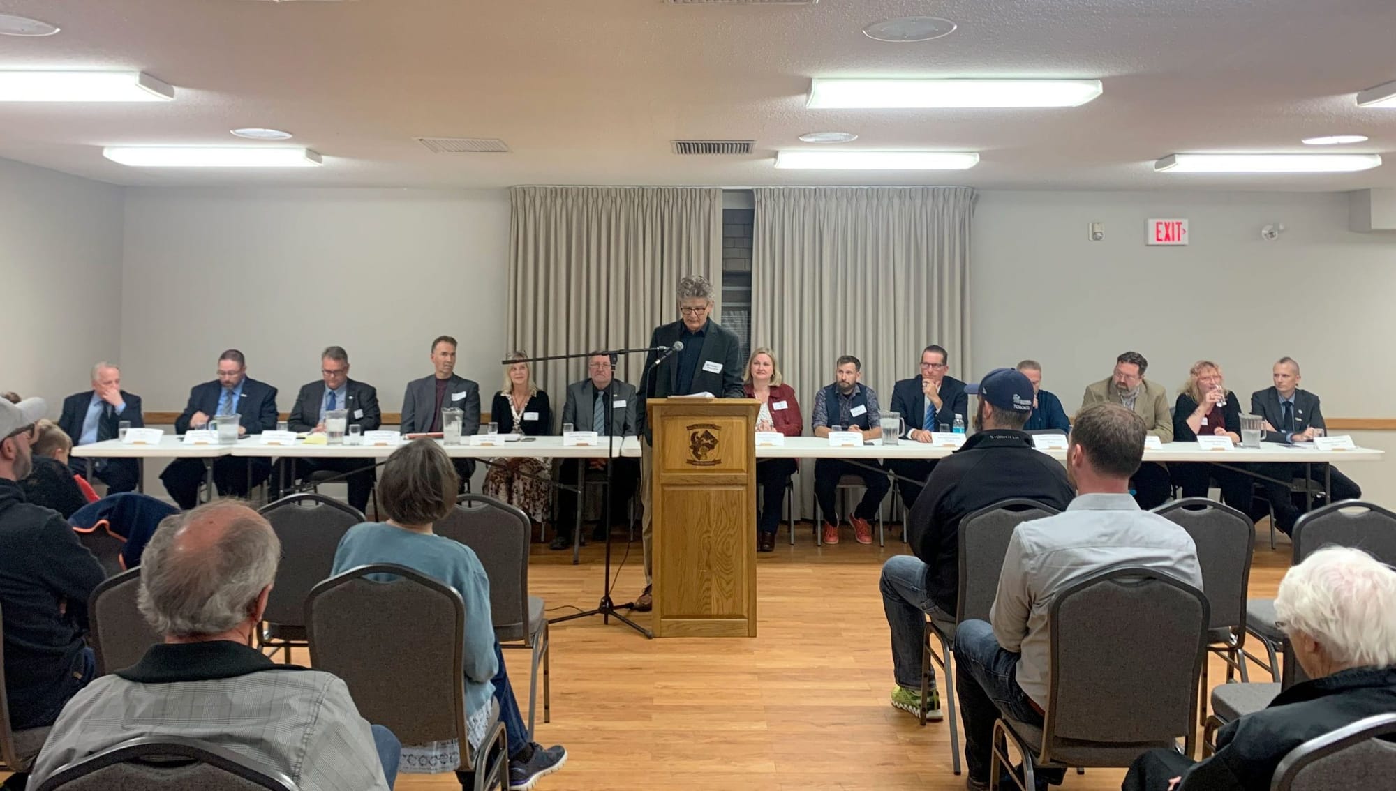 Guelph/Eramosa candidates address climate, taxation, crime at meeting