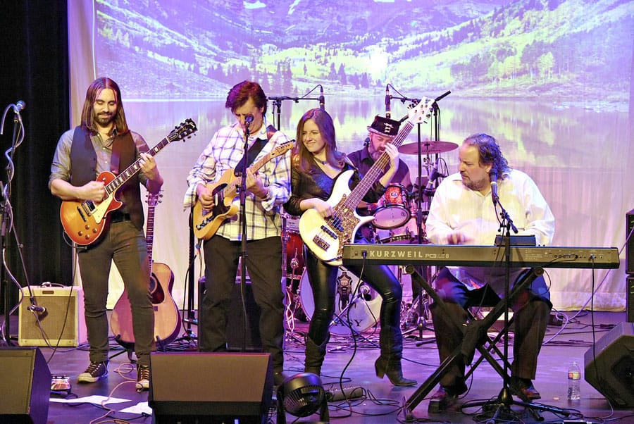 Eagles tribute band takes stage at Fergus Grand Theatre