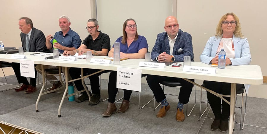 Mapleton candidates square off at election forum in Alma