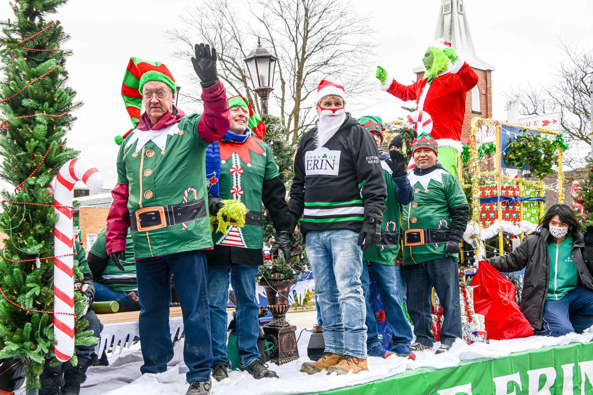 Erin Santa Claus parade begins 11am on Nov. 26