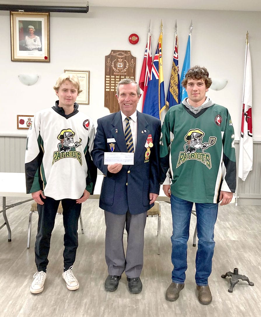 Mount Forest Lions make donation to support Mount Forest Patriots