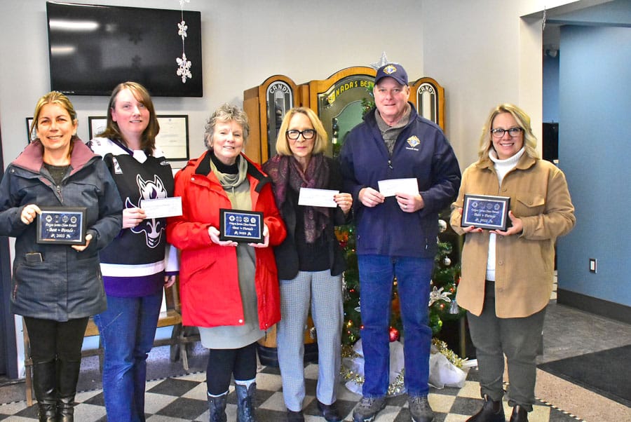Fergus Santa Claus Parade awards prizes for best floats