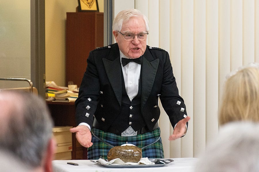 Victoria Park Seniors Centre honours Robbie Burns