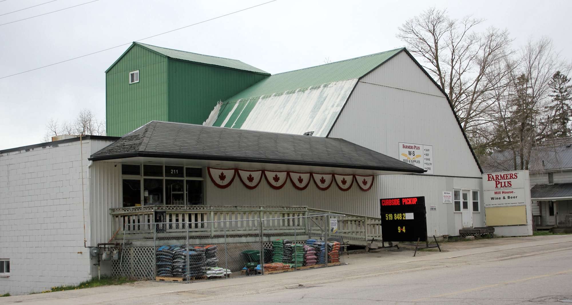 Farmers Plus in Arthur closing after almost 10 years in business