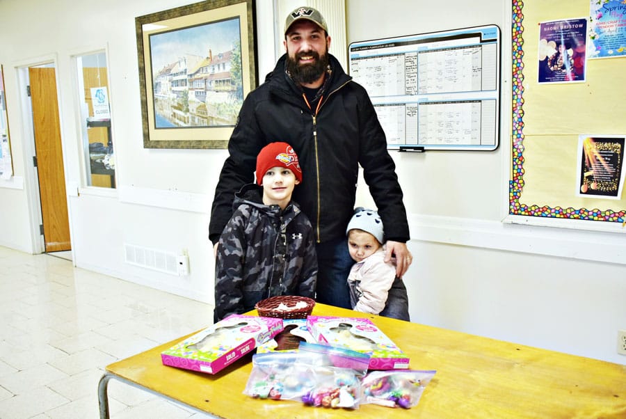 Knox Presbyterian Church Easter egg hunt prize winners