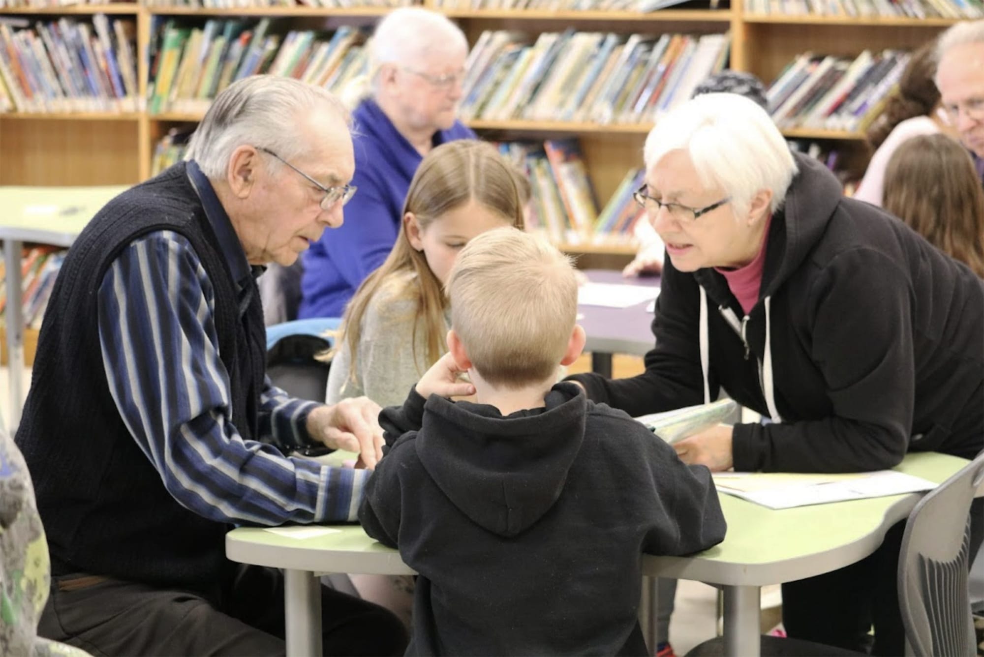 Students, seniors find friends through ‘GrandPals’ program