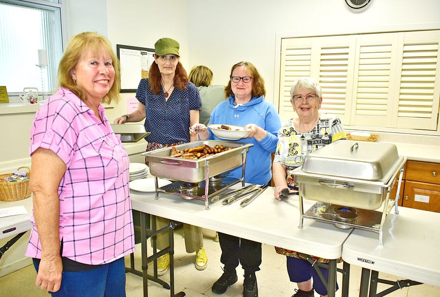 Knox Presbyterian Church hosts Pancake Breakfast
