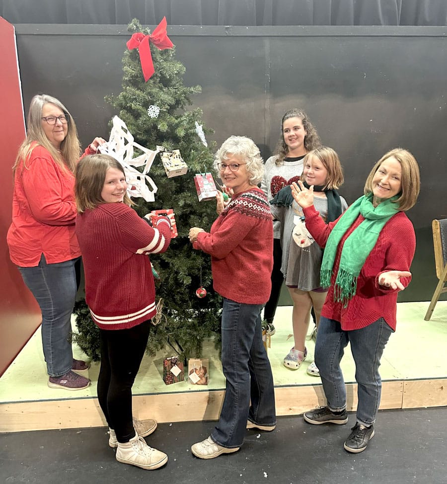 Guild brings Twelve Days ‘til Christmas  to stage at Harriston Town Hall theatre
