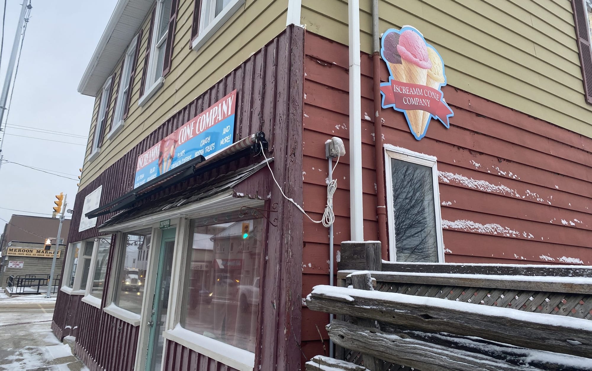 Residents displaced by downtown Arthur fire bolstered by community support