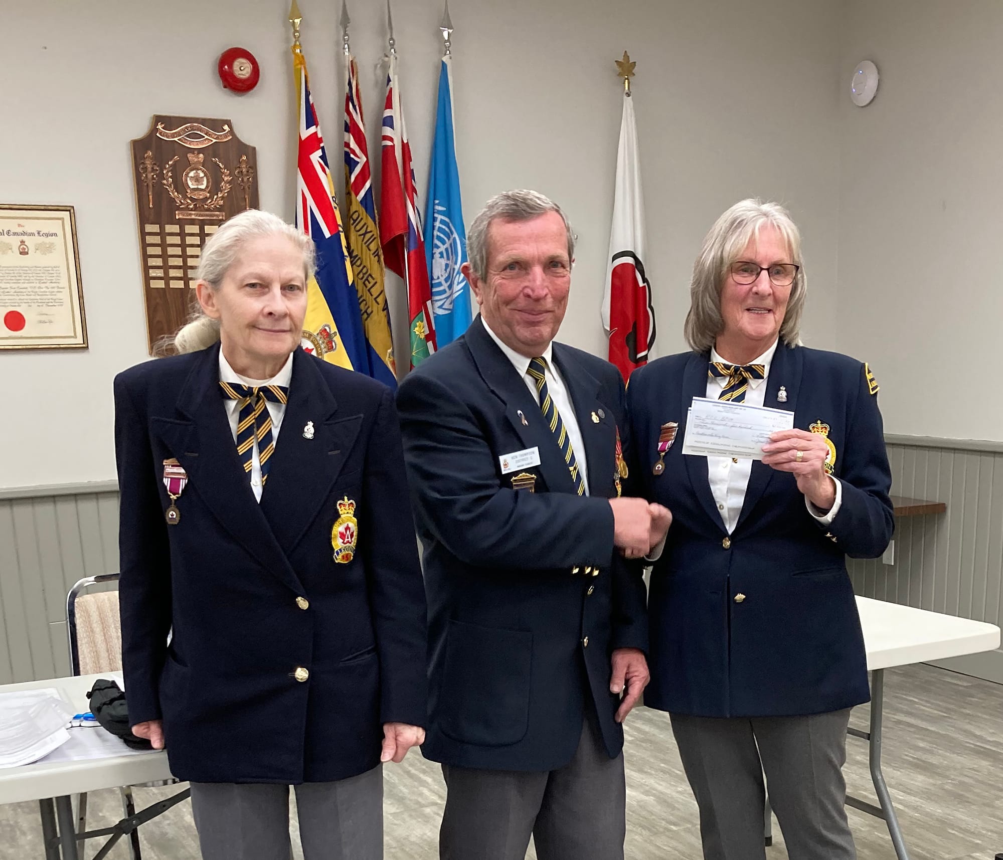 Mount Forest Legion Branch 134 presents cheque