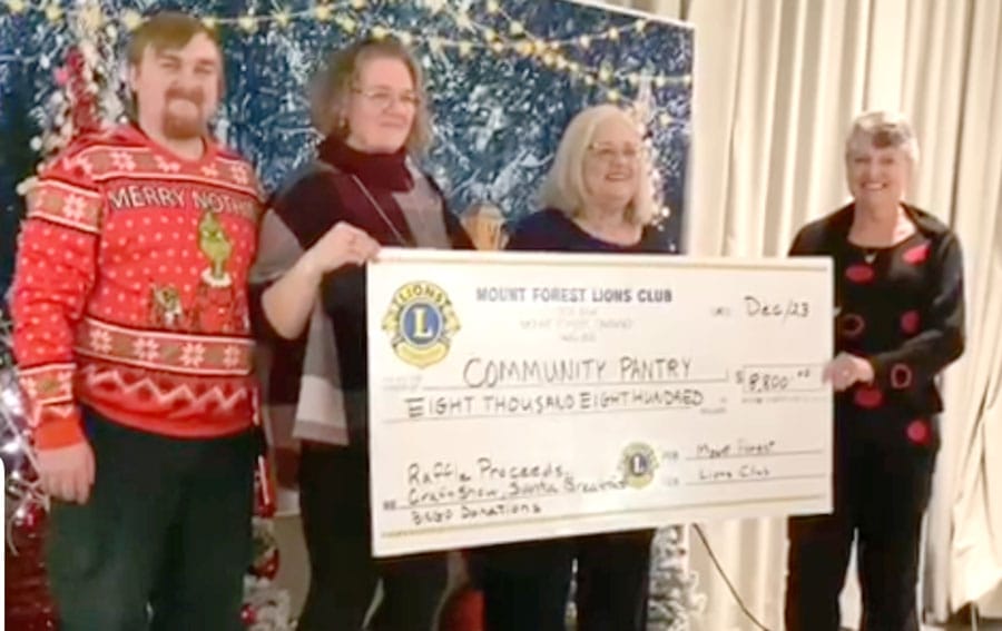 Mount Forest Lions make donation of $8,800
