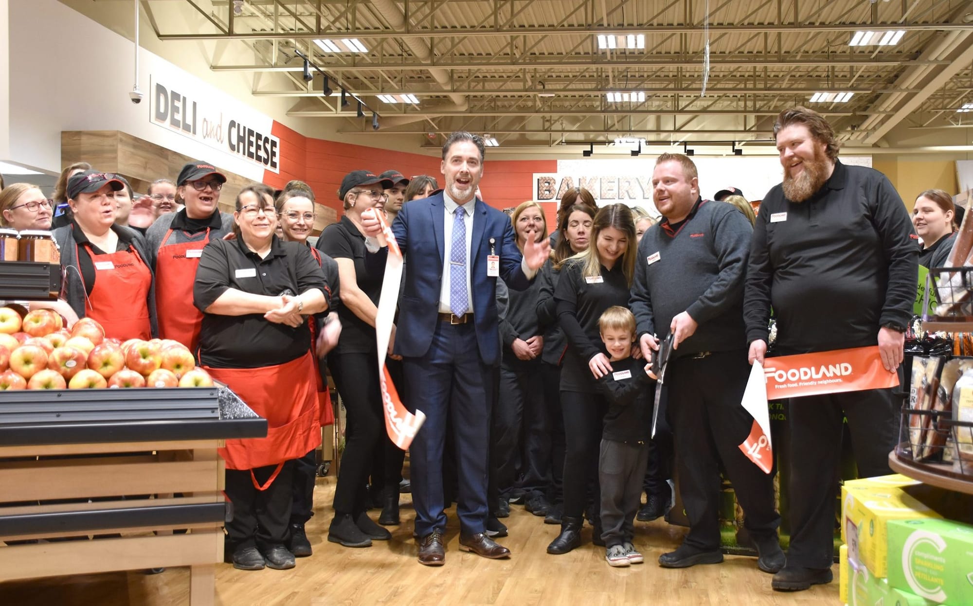 Mount Forest Foodland hosts grand opening
