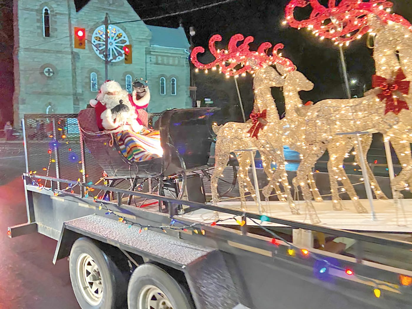 Arthur Santa Claus parade theme includes snow