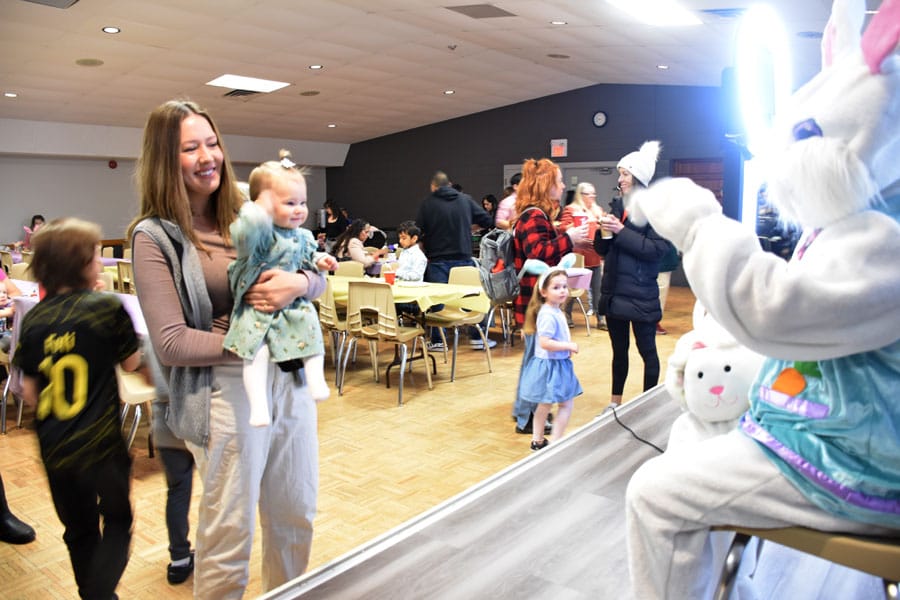 Pre-school hosts Breakfast with Easter Bunny