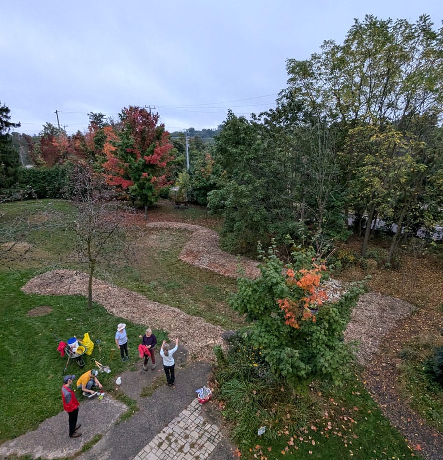 Pollinator garden officials seeking worker bees for planting bee at Elora arts centre