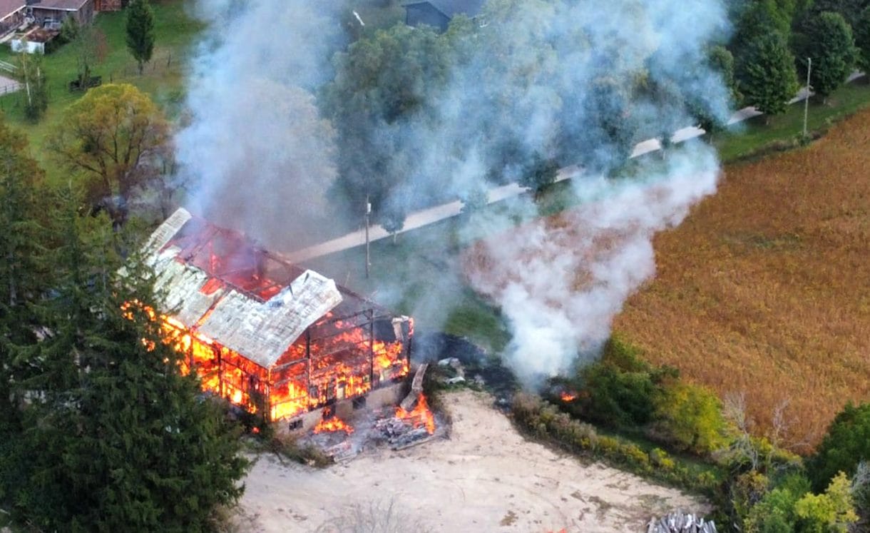 Puslinch barn destroyed by fire