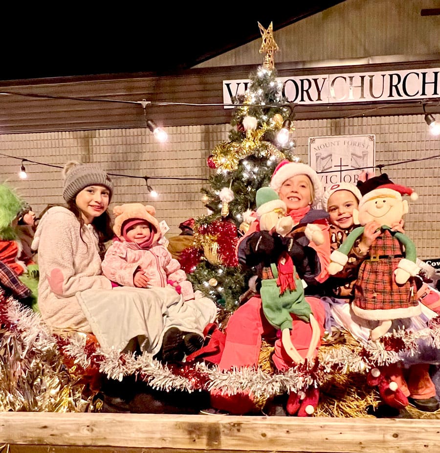 Mount Forest prepares to welcome Santa with annual parade