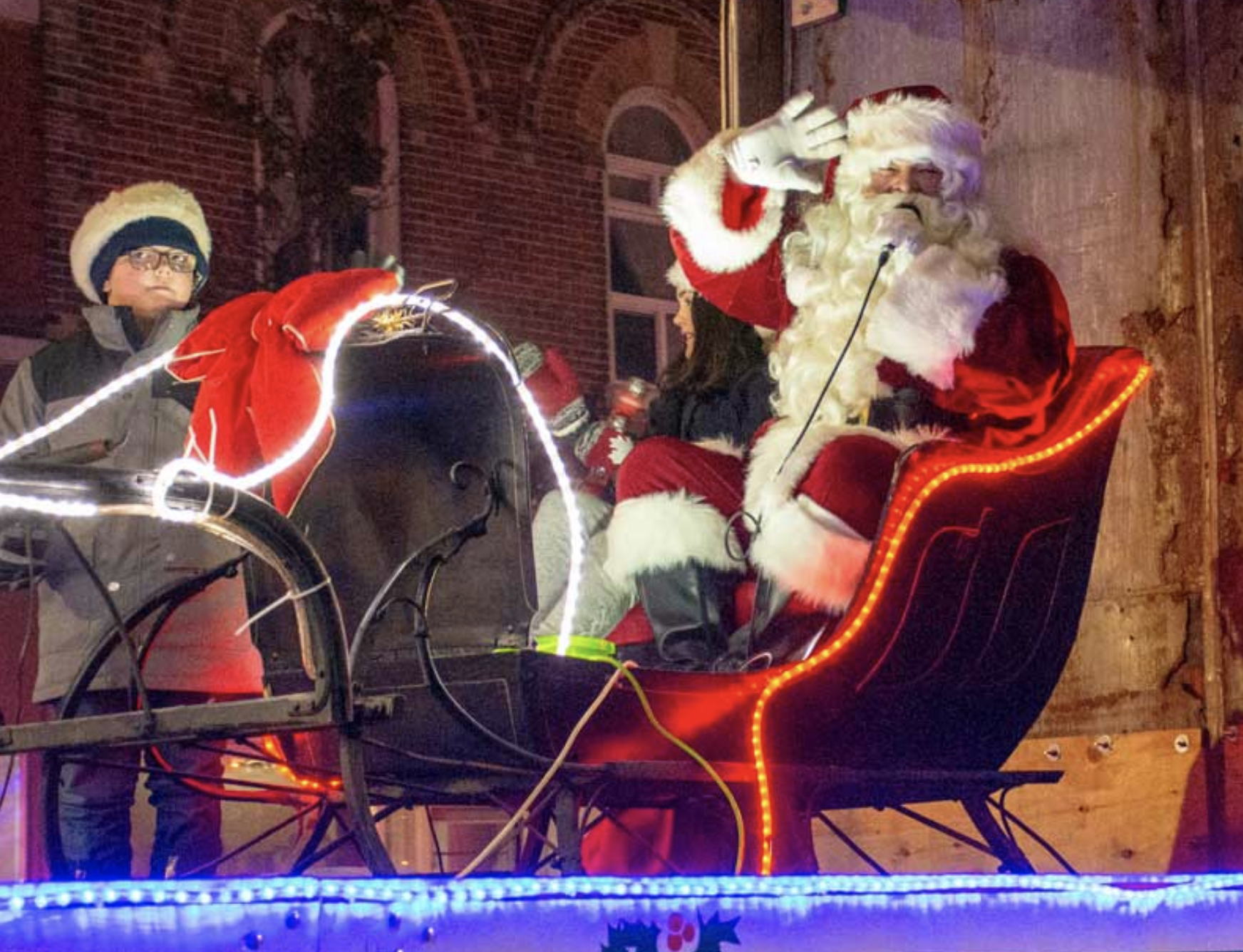 Santa Claus is coming to Harriston
