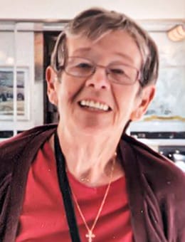 WALKER, Lois A. (née Coulter)