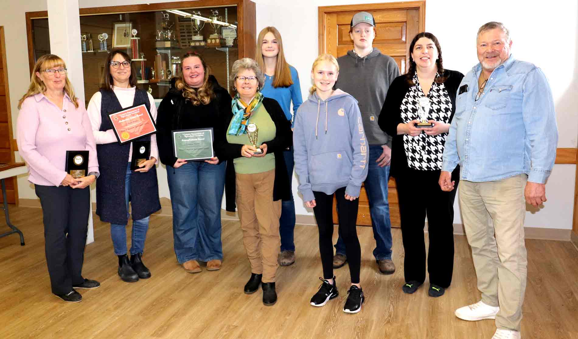 Drayton Mapleton Agricultural Society recognizes volunteers with awards