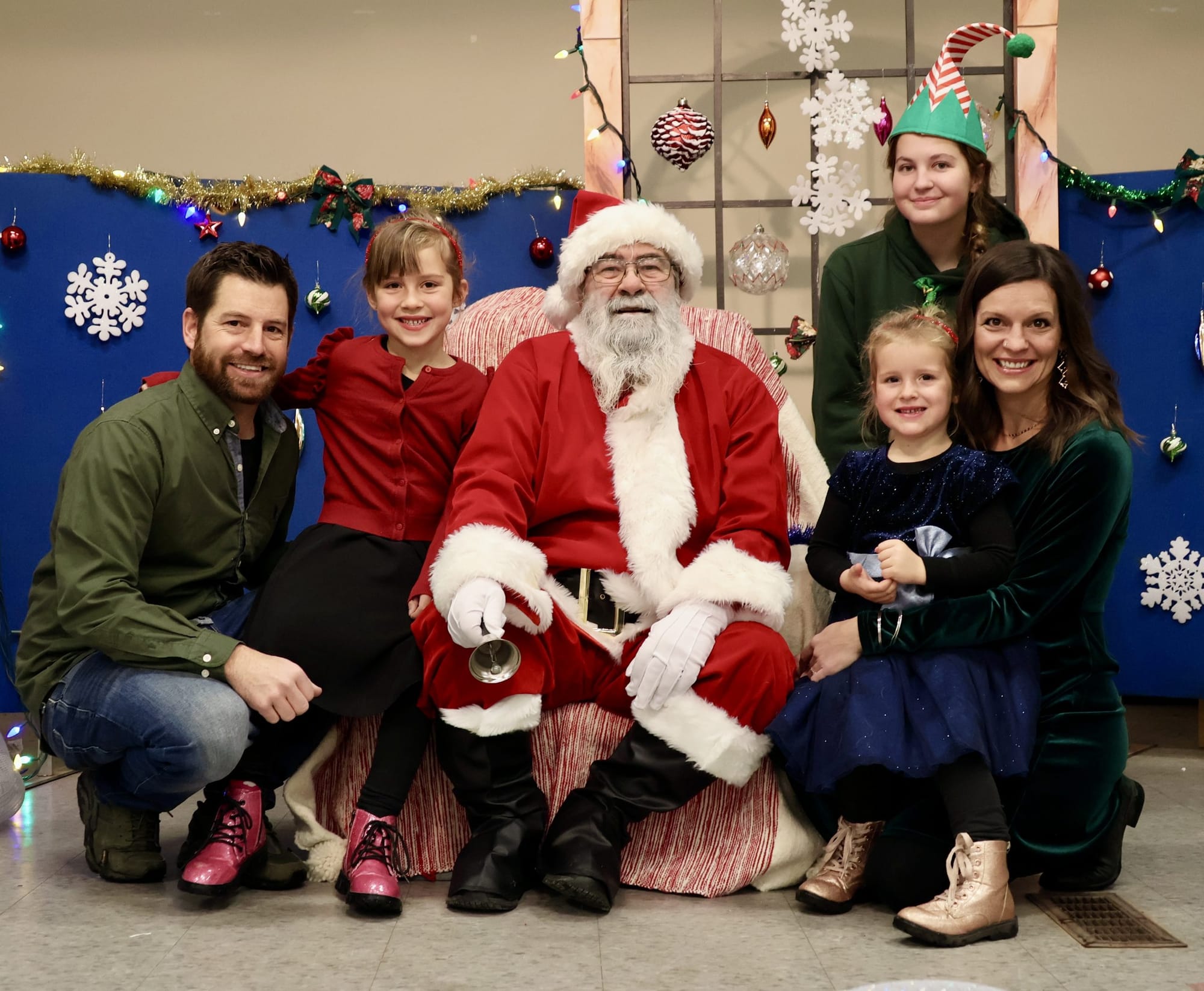 Belwood and District Lions Club sponsor annual Breakfast with Santa