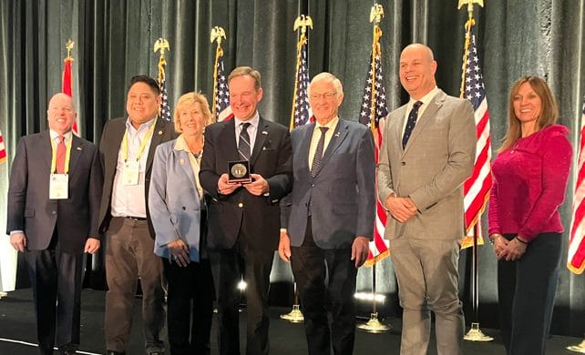 Ted Arnott honoured by Council of State Governments