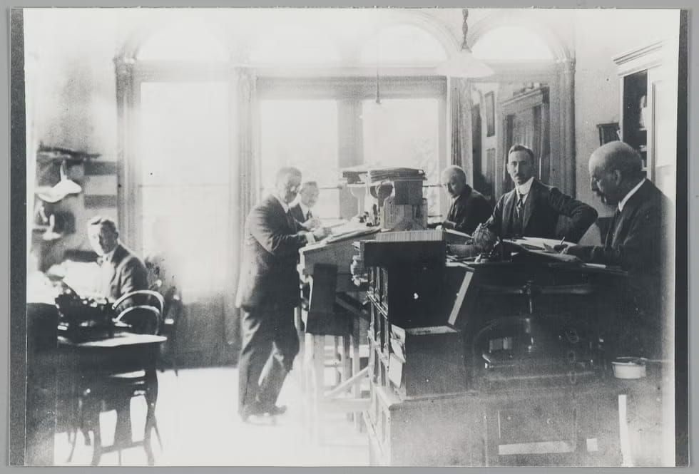 The Thermostat Effect: Why AI Feels Distant but Works Deep