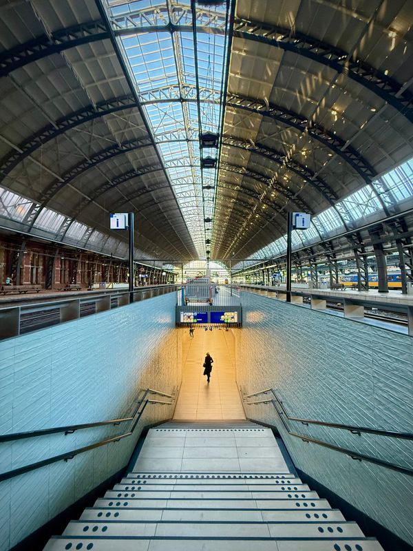 WhatsApp in 2026: From Phone Numbers to Names