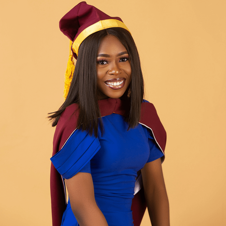 Choosing the Perfect Blue Graduation Dress for Your Big Day!