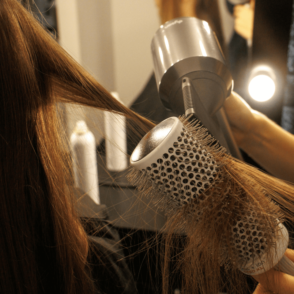 img src="BestHeatProtectantSpray.png" alt="This is an article photo">