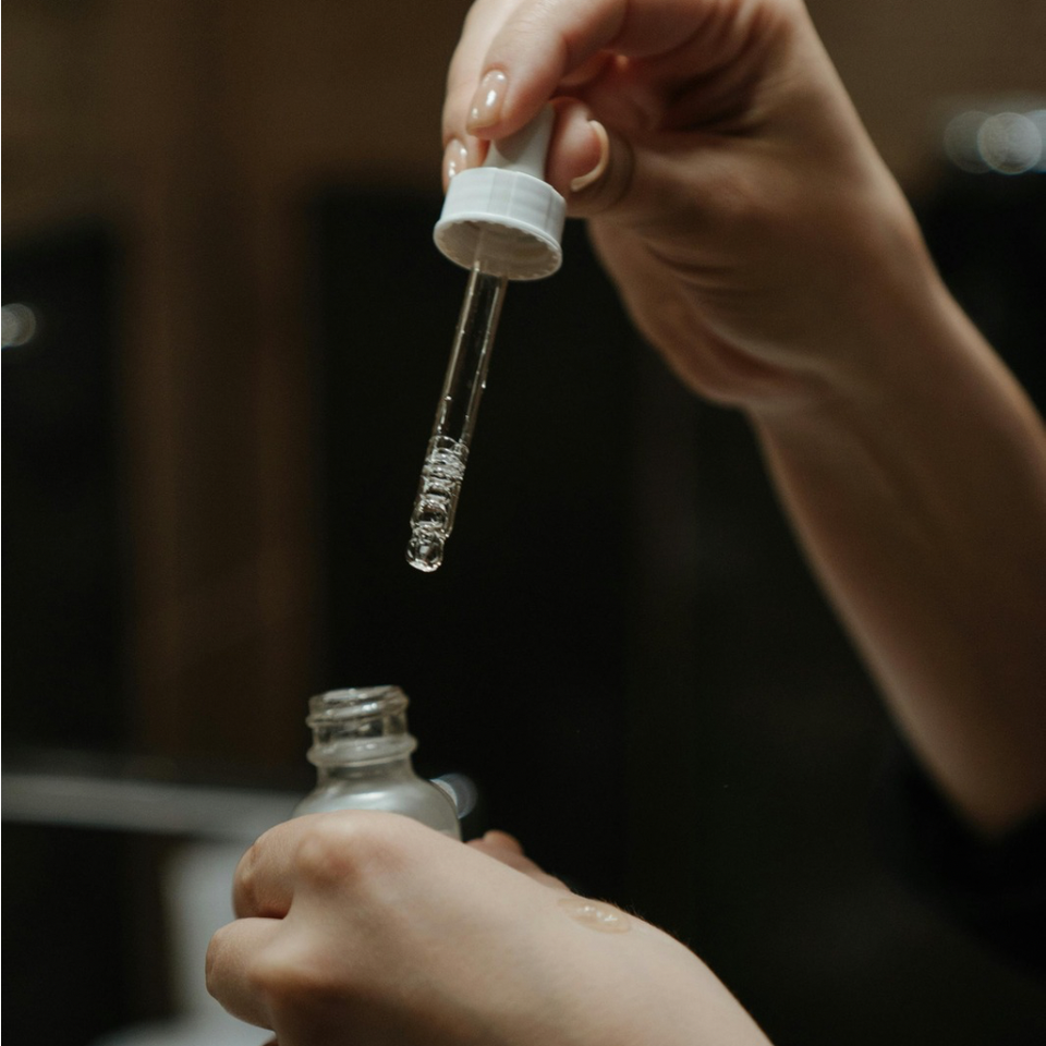 <img src="Best-Korean-Hyaluronic-Acid-Serum.png" alt="This is an article photo">