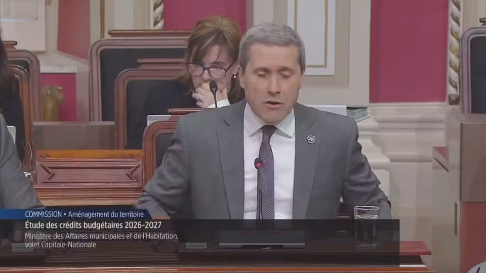 Jean-François Simard, à propos du 3e lien et des skidoos Image principale