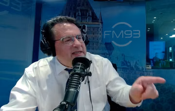 Bernard Drainville, s'adressant à Donald Trump Image principale