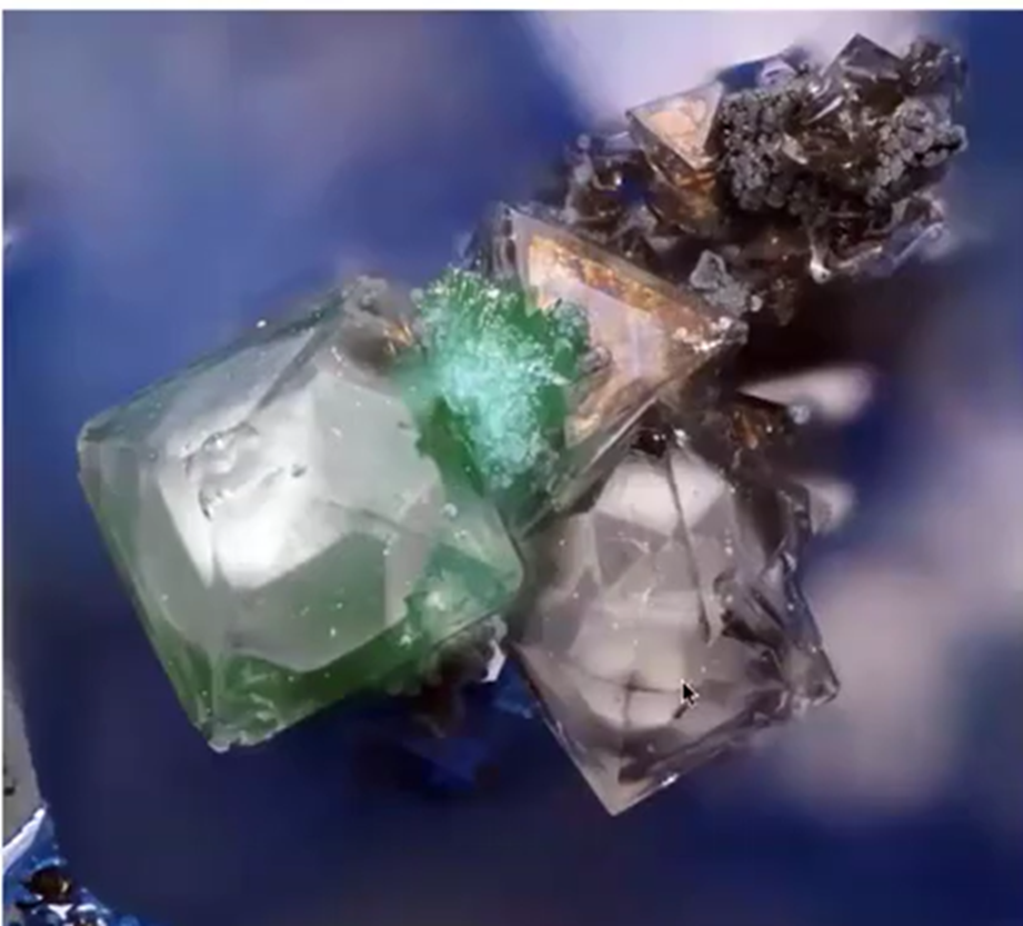 A close up of a crystal

AI-generated content may be incorrect.